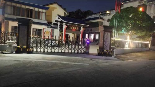 米多係列駐守湖南韶山毛家飯店